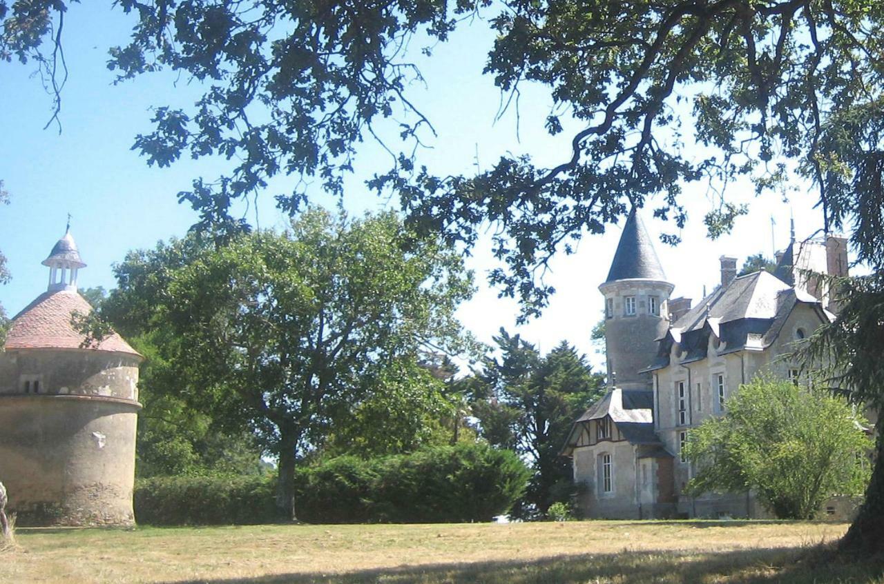 Chateau Breduriere Moutiers-sur-le-Lay Экстерьер фото